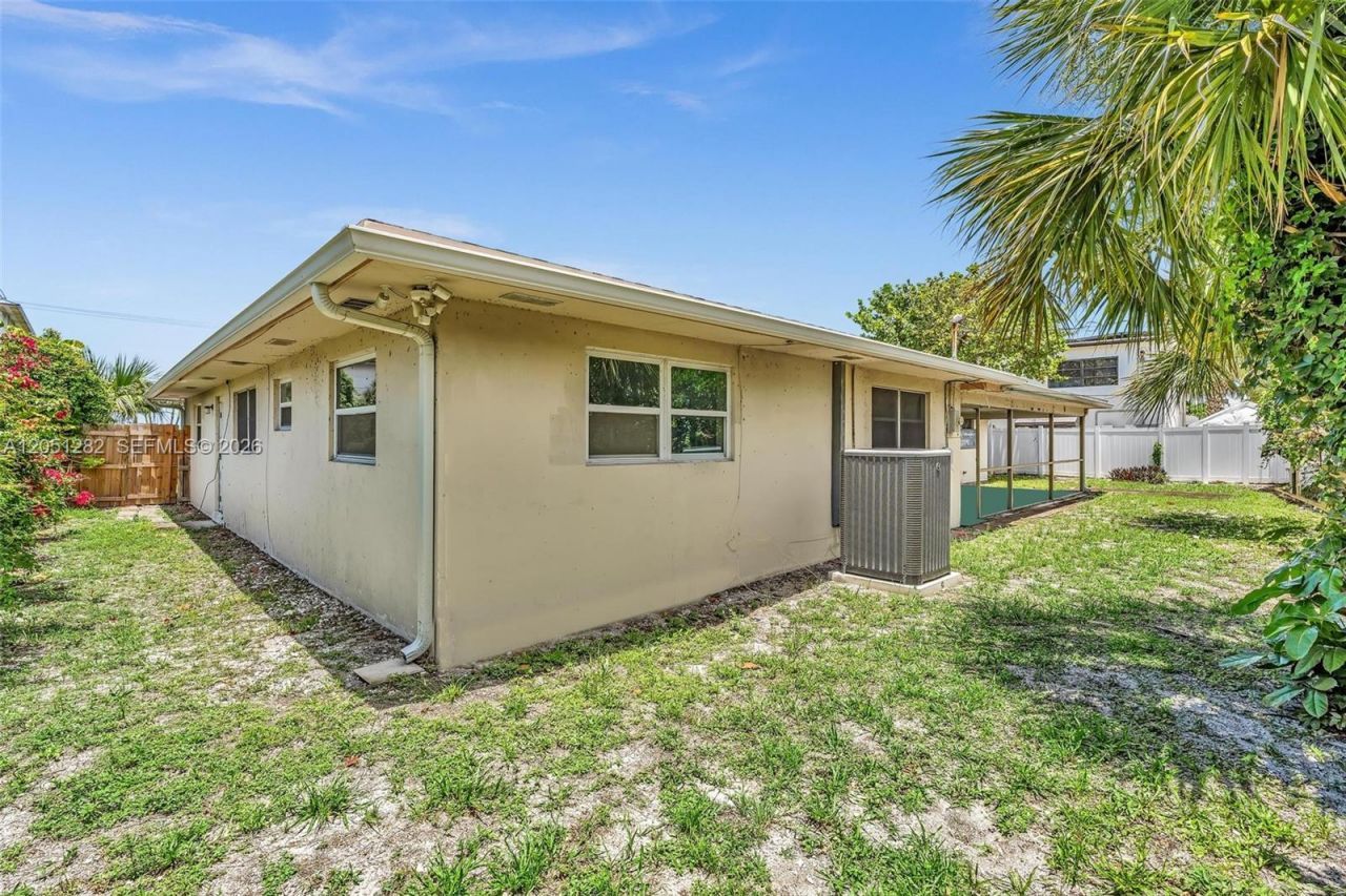 411 Wilma Cir , Riviera Beach, FL 33404 Photo
