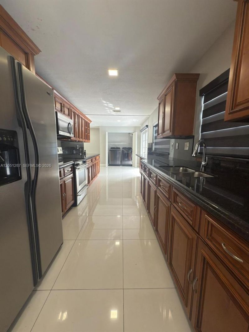 13231 SW 68th St , Miami, FL 33183 Photo