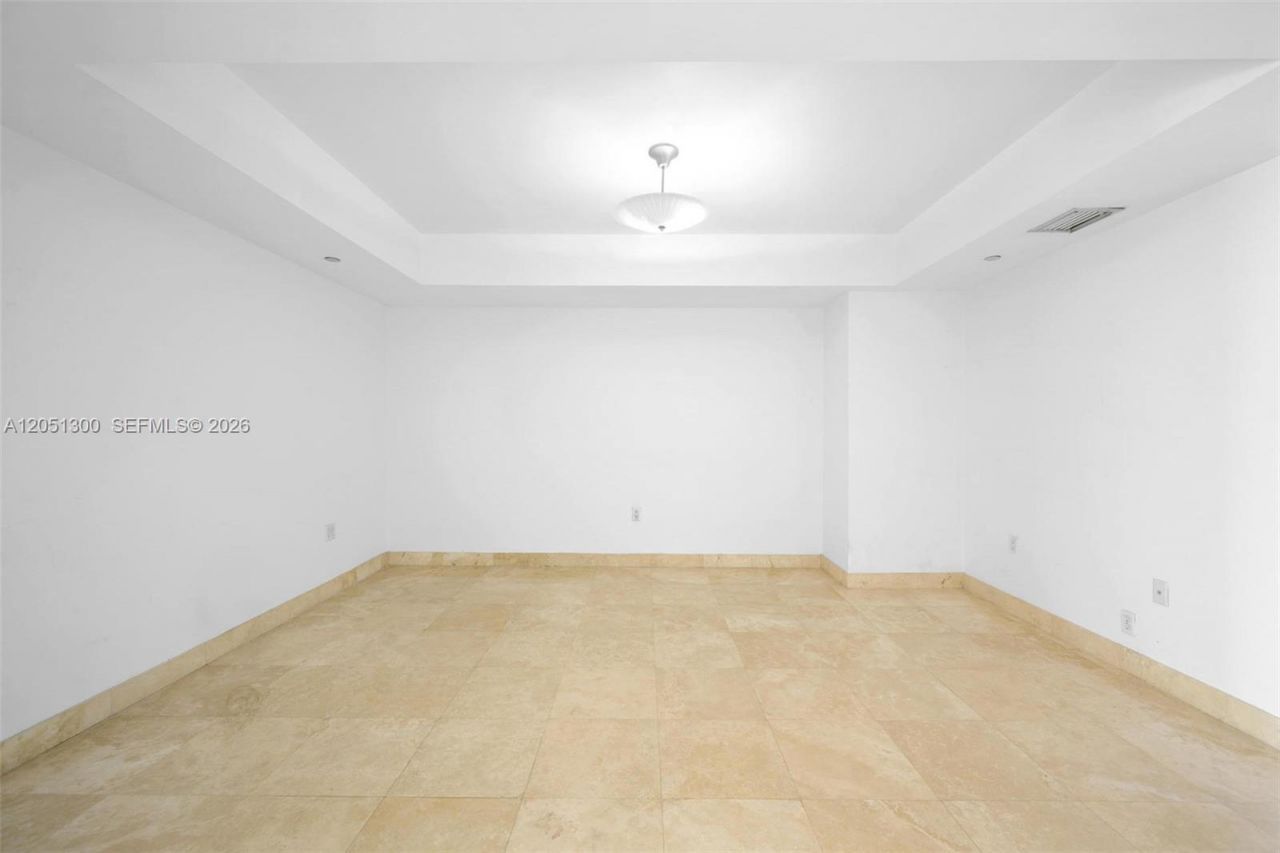 20201 E Country Club Dr, Unit 1502, Aventura, FL 33180 Photo