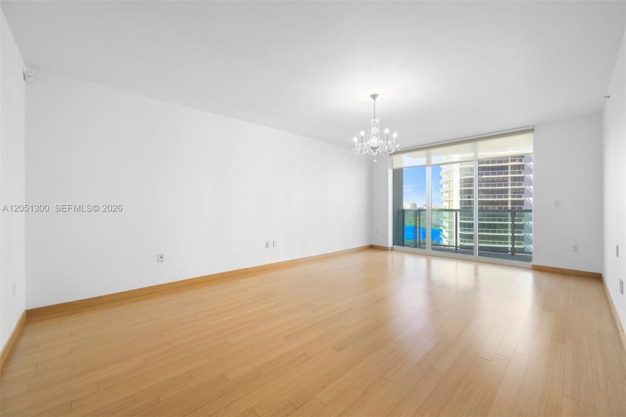 20201 E Country Club Dr, Unit 1502, Aventura, FL 33180 Photo