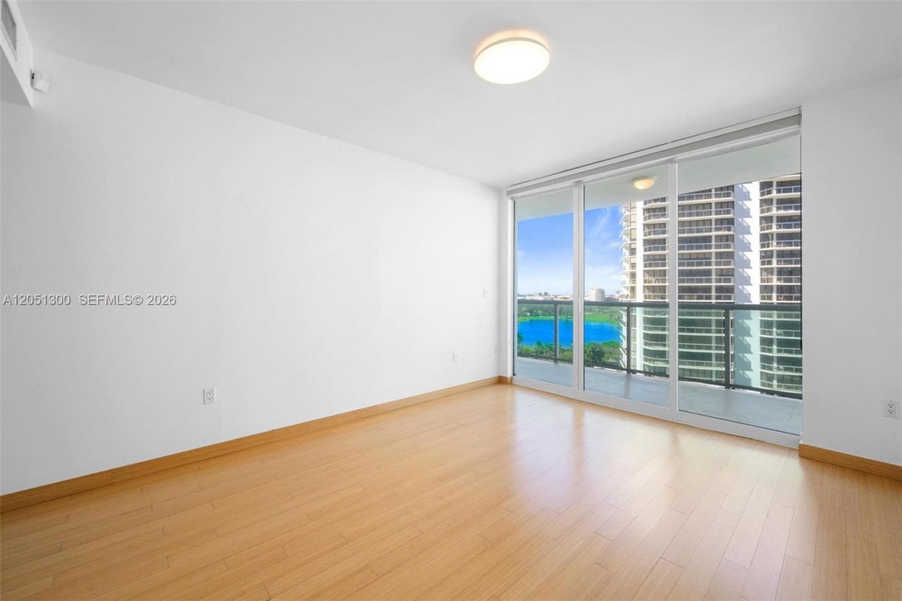 20201 E Country Club Dr, Unit 1502, Aventura, FL 33180 Photo