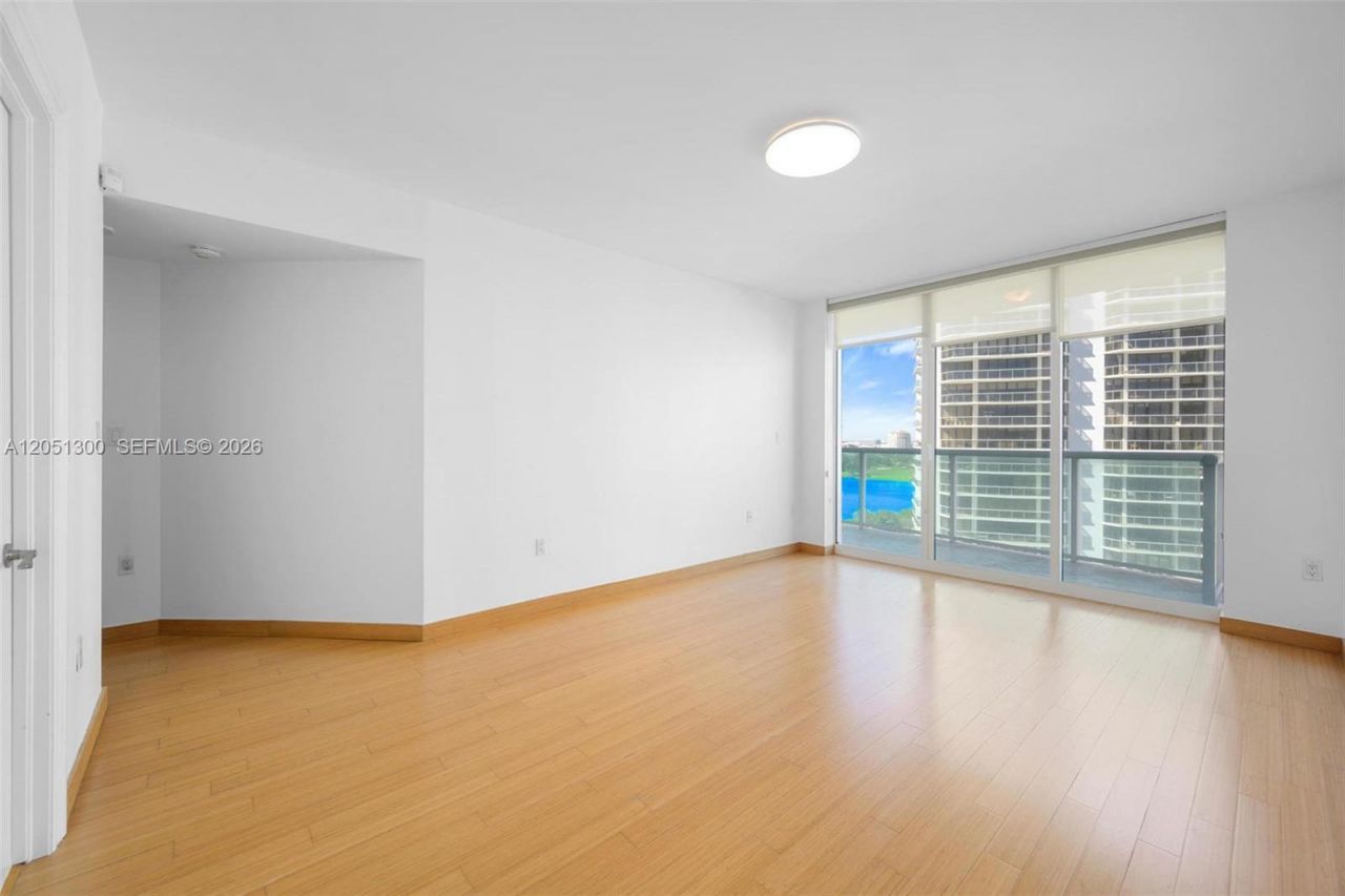 20201 E Country Club Dr, Unit 1502, Aventura, FL 33180 Photo