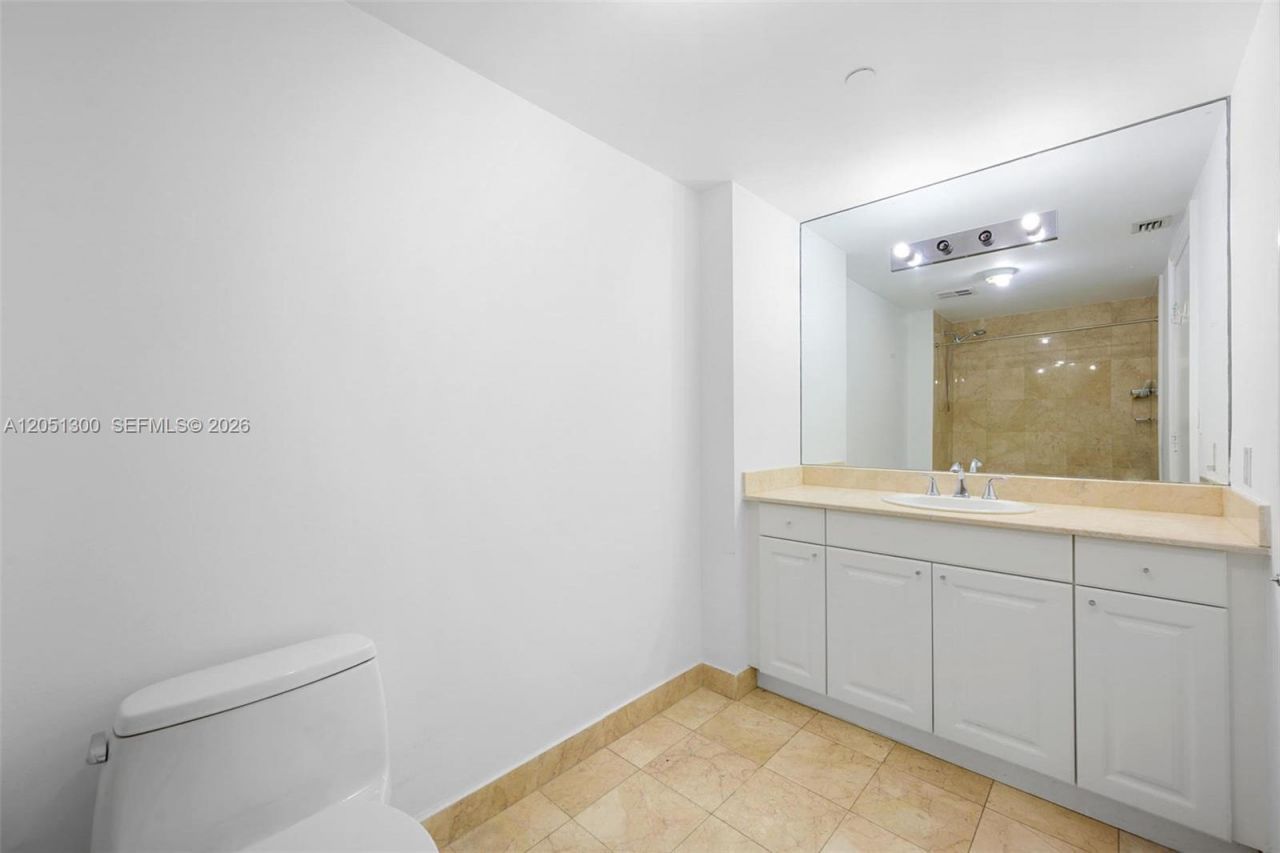 20201 E Country Club Dr, Unit 1502, Aventura, FL 33180 Photo