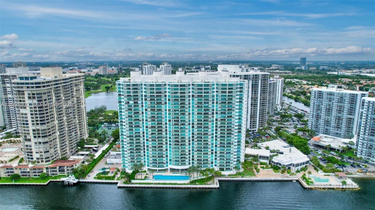 20201 E Country Club Dr, Unit 1502, Aventura, FL 33180 Photo