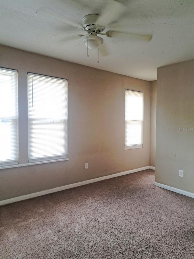 2657 Bayside Drive S, Saint Petersburg, FL 33705 Photo