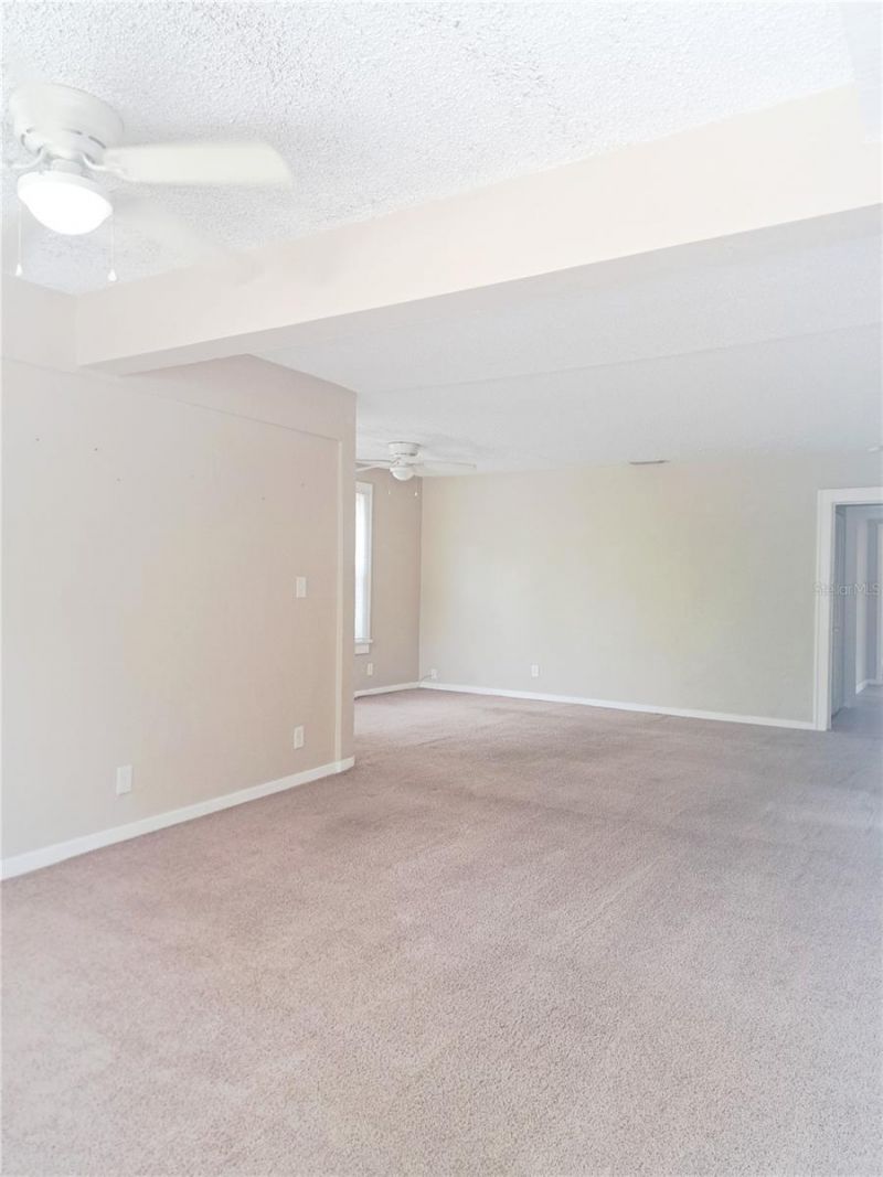 2657 Bayside Drive S, Saint Petersburg, FL 33705 Photo