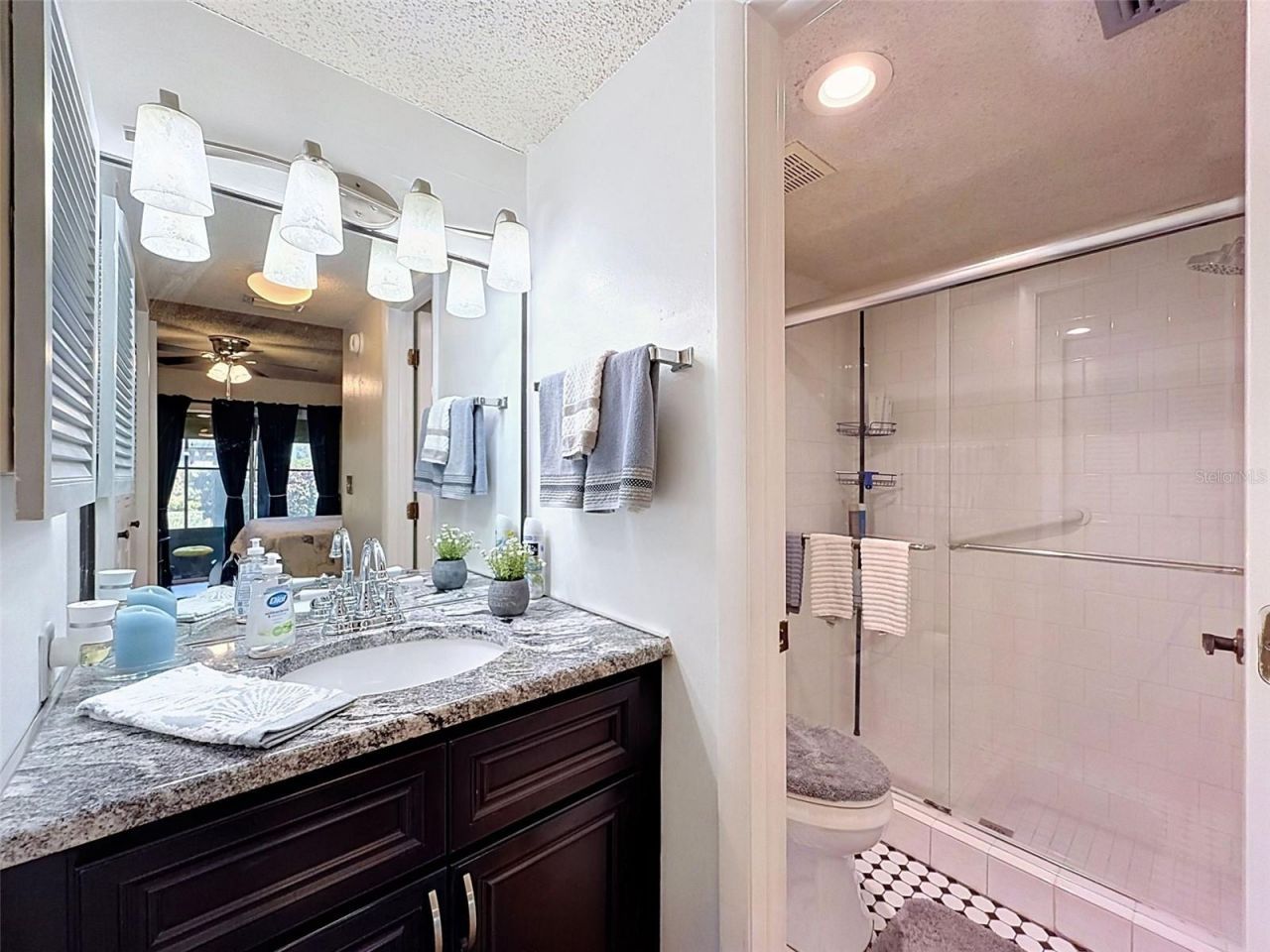 8220 Seven Oaks Court , Unit 5, Port Richey, FL 34668 Photo