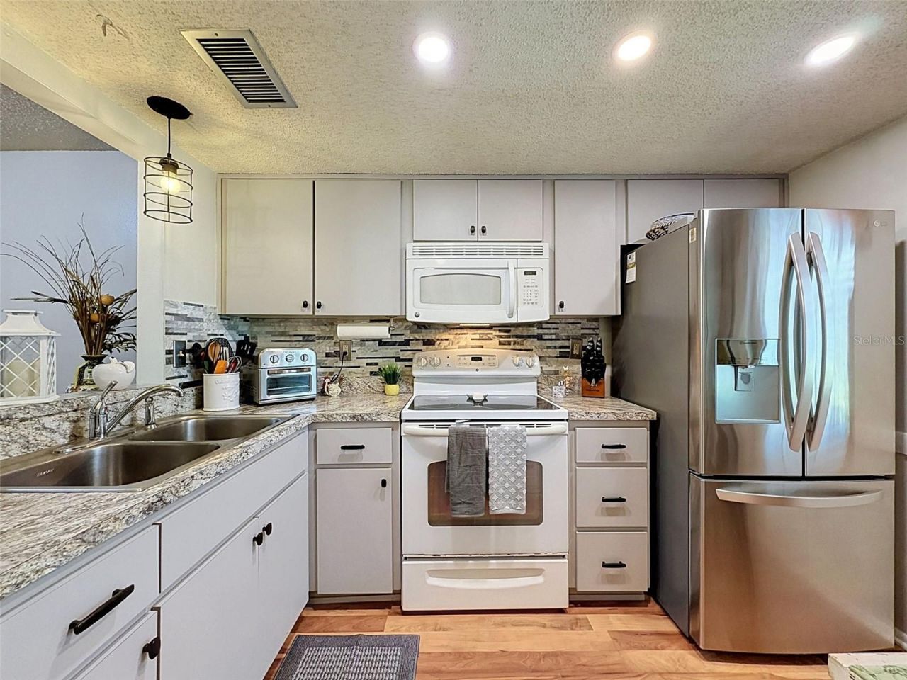 8220 Seven Oaks Court , Unit 5, Port Richey, FL 34668 Photo