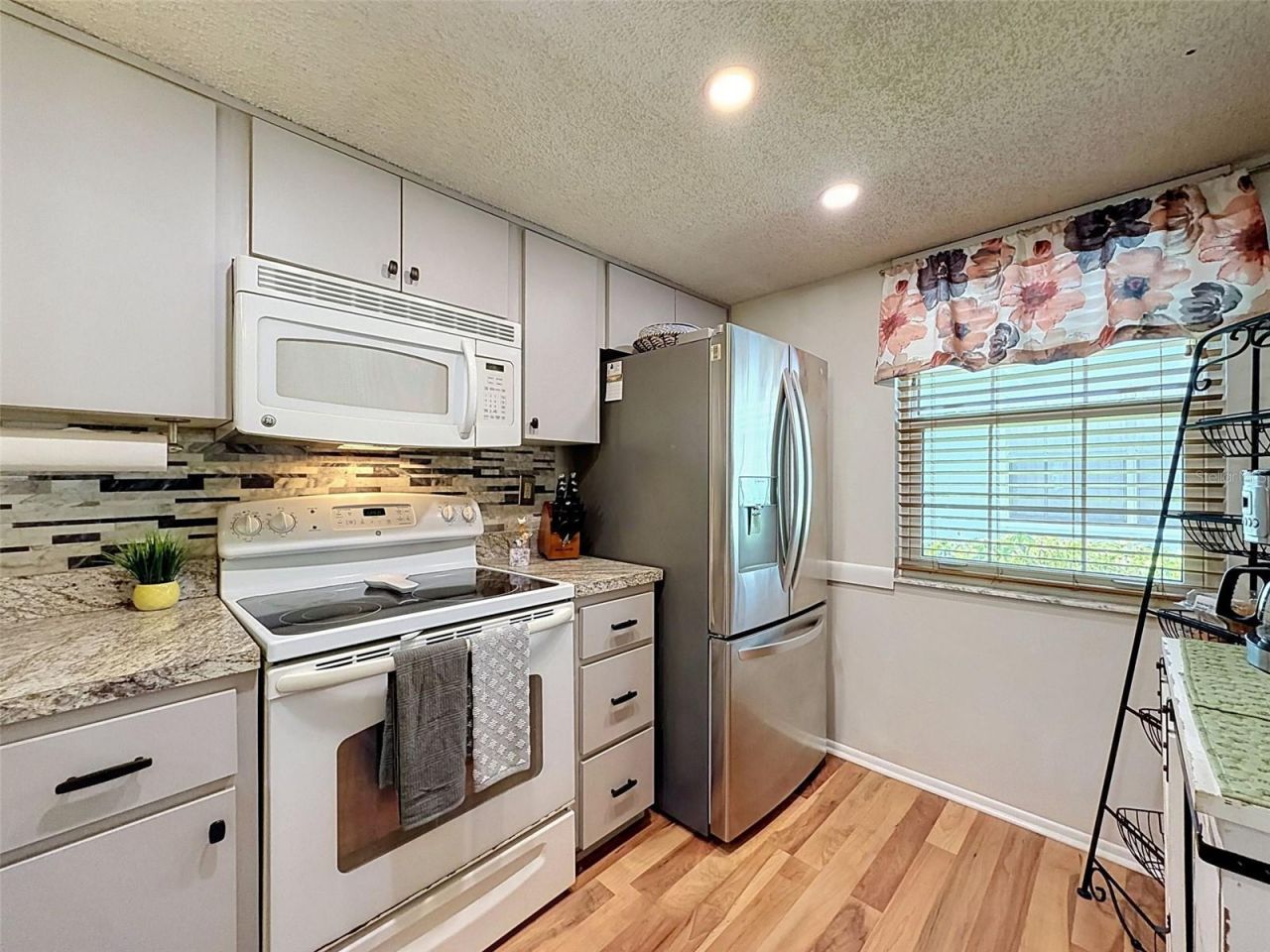 8220 Seven Oaks Court , Unit 5, Port Richey, FL 34668 Photo