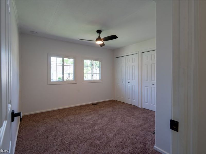 1042 Leighton Avenue, Cuyahoga Falls, OH 44221 Photo 22