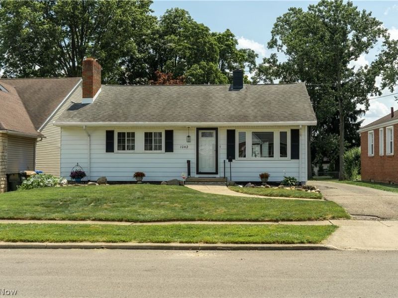 1042 Leighton Avenue, Cuyahoga Falls, OH 44221 Photo 3