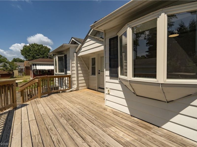1042 Leighton Avenue, Cuyahoga Falls, OH 44221 Photo 8