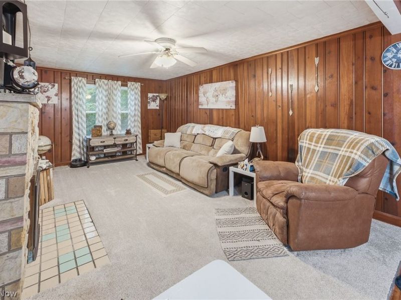 7676 Justus Avenue SW, Navarre, OH 44662 Photo 12