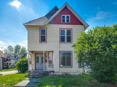 949 S Arch Avenue, Alliance, OH 44601