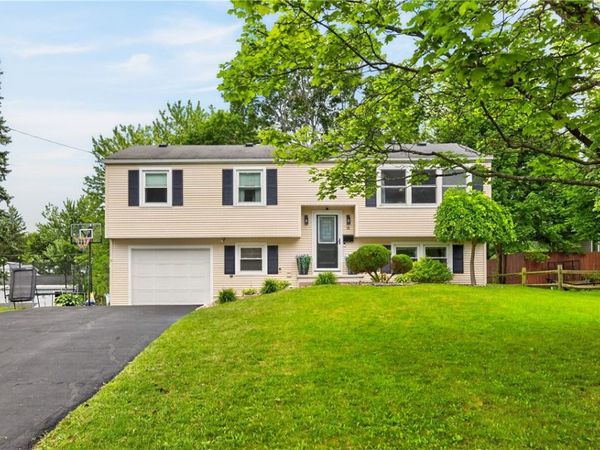 18 Aldrich Dr Drive , Palmyra, NY 14522
