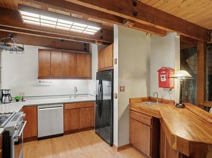 10621 Ponderosa Drive , Truckee, CA 96161 Photo