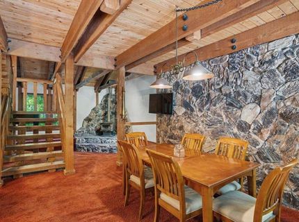 10621 Ponderosa Drive , Truckee, CA 96161 Photo