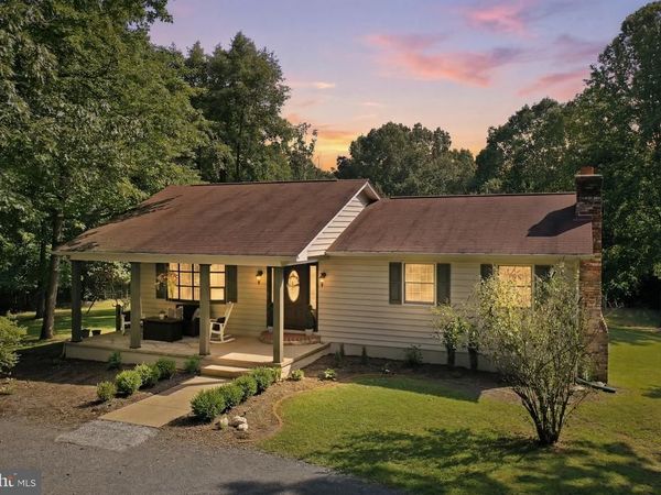 78 LIZZIE MILLS ROAD , CASTLETON, VA 22716
