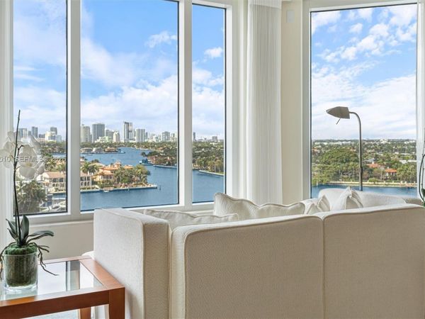 3055 Harbor Dr , Unit 1202, Fort Lauderdale, FL 33316