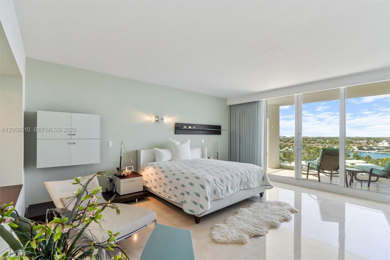 3055 Harbor Dr , Unit 1202, Fort Lauderdale, FL 33316 Photo