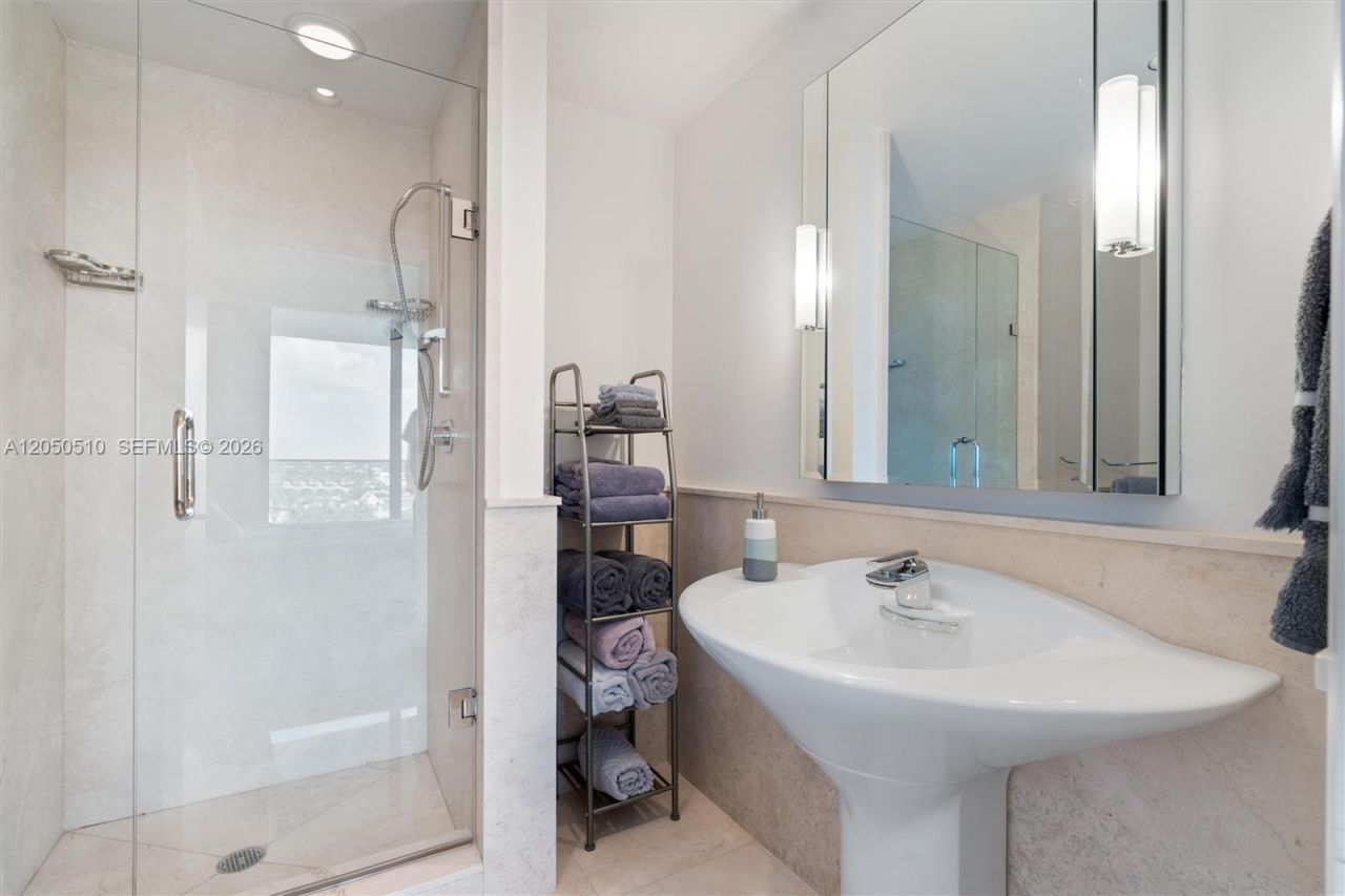 3055 Harbor Dr , Unit 1202, Fort Lauderdale, FL 33316 Photo