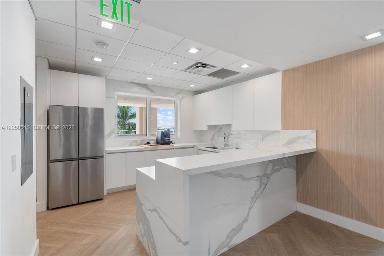 3055 Harbor Dr , Unit 1202, Fort Lauderdale, FL 33316 Photo