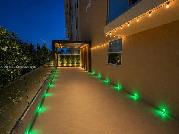 1912 S Ocean Dr, Unit 2C, Hallandale Beach, FL 33009