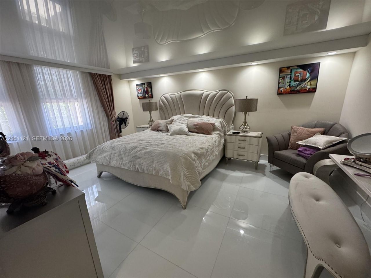 1912 S Ocean Dr, Unit 2C, Hallandale Beach, FL 33009 Photo