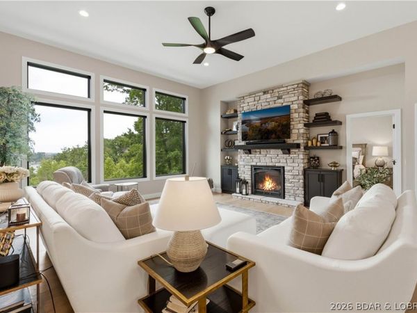 47 Briarwood Court, Camdenton, MO 65020
