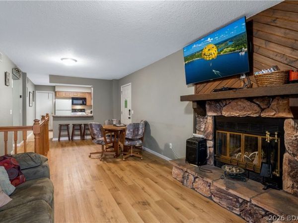 20 Wheelhouse Court, Unit 2A, Lake Ozark, MO 65049