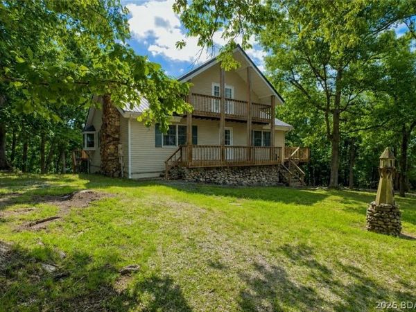 230 Wagonwheel Drive, Camdenton, MO 65020
