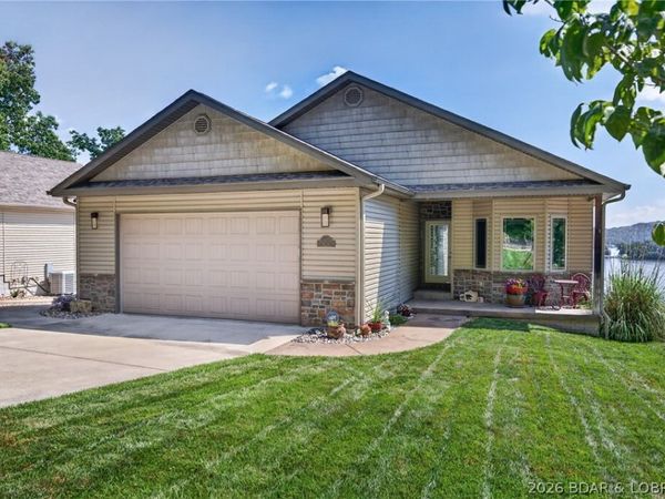 61 Fox Cove Lane, Camdenton, MO 65020