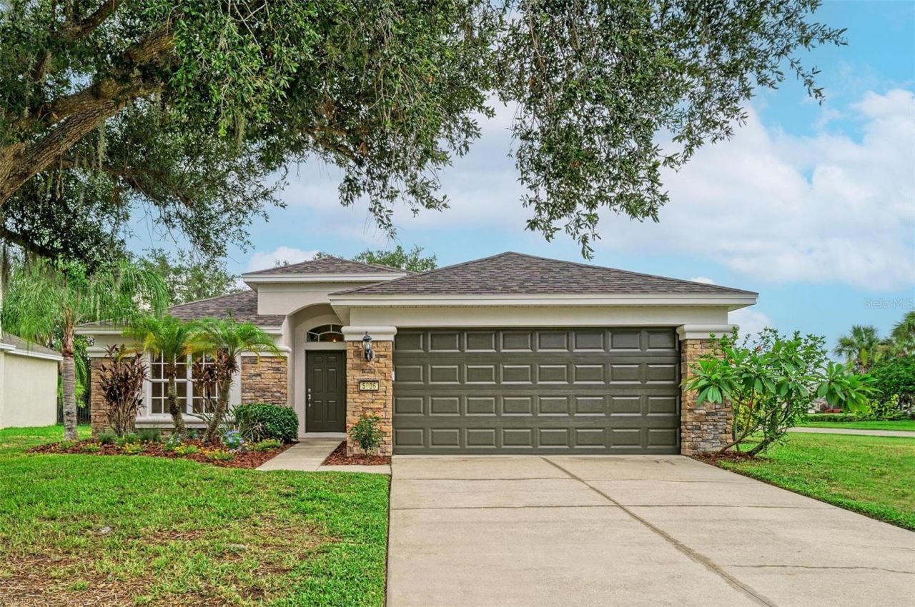 5806 100th Avenue E, Parrish, FL 34219 Main Photo