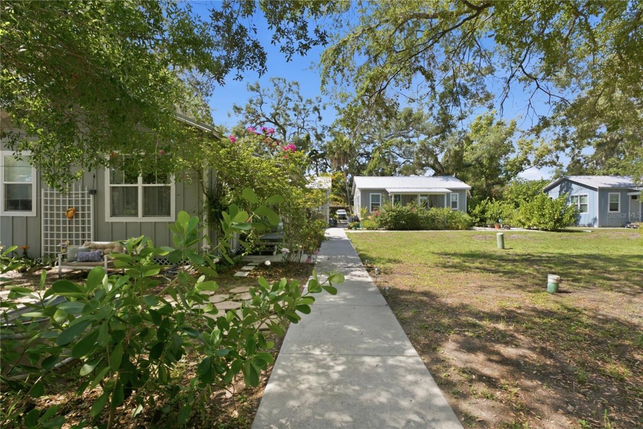 559 18th Street E, Bradenton, FL 34208 Photo