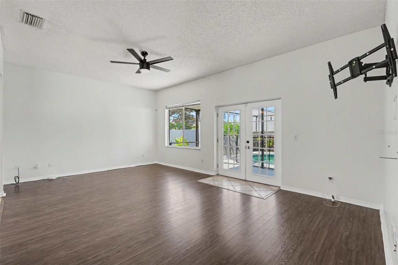 12640 Longcrest Drive , Riverview, FL 33579 Photo