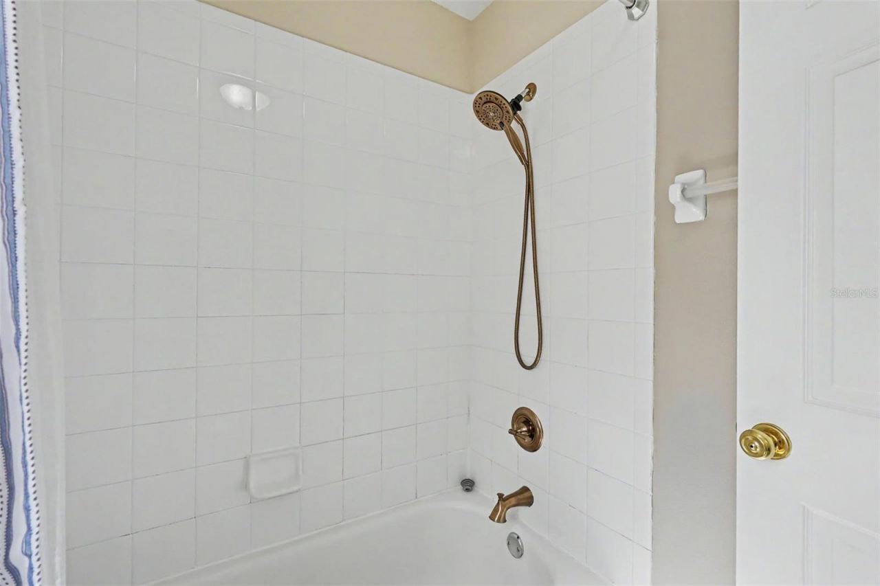 12640 Longcrest Drive , Riverview, FL 33579 Photo