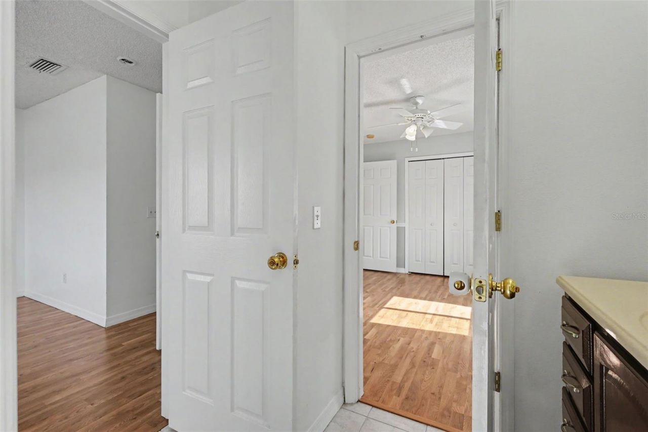 12640 Longcrest Drive , Riverview, FL 33579 Photo
