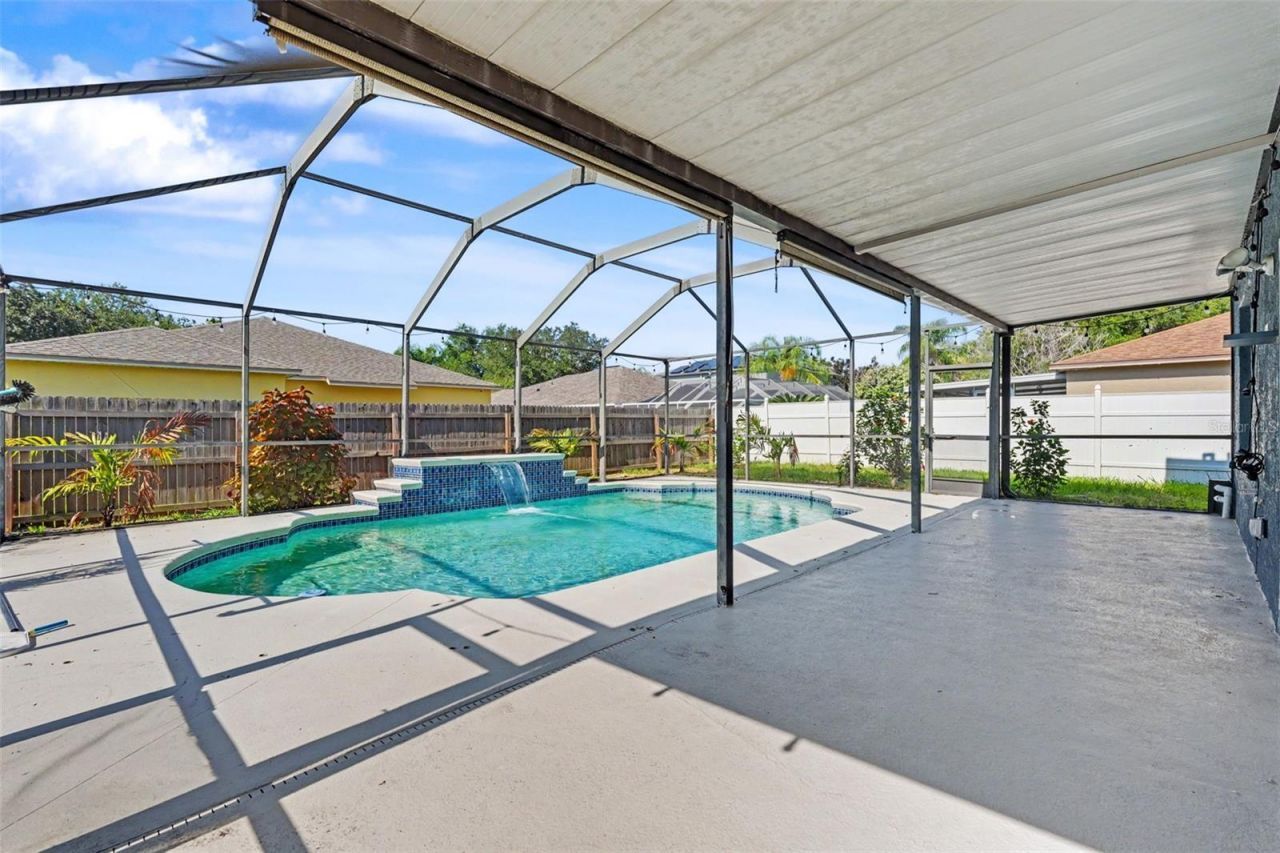 12640 Longcrest Drive , Riverview, FL 33579 Photo