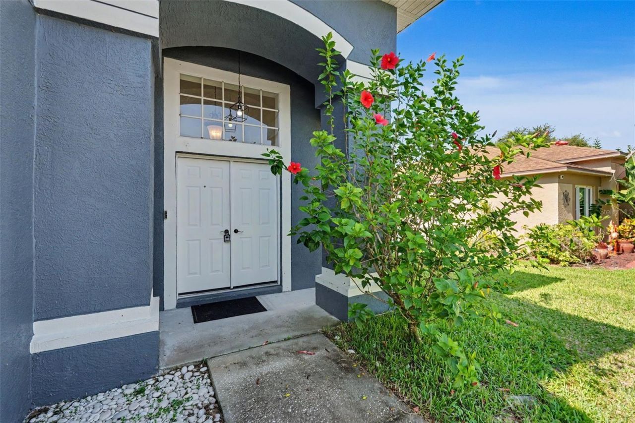 12640 Longcrest Drive , Riverview, FL 33579 Photo
