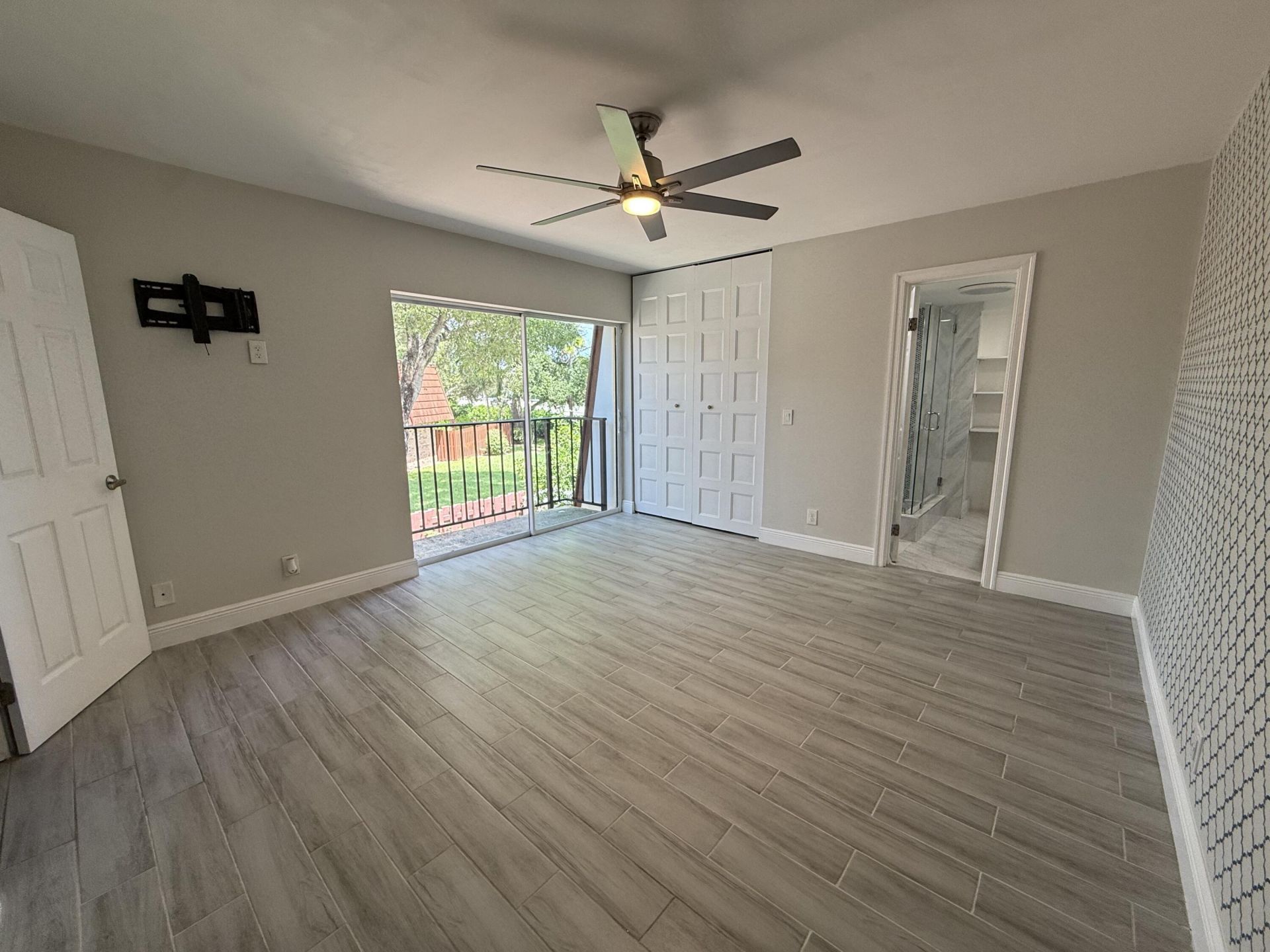 1545 Augusta Circle, Unit 105, Delray Beach, FL 33445 Photo