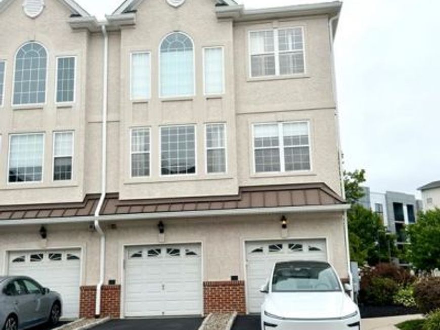 3202 Davinci Drive , Philadelphia, PA 19145 Main Photo
