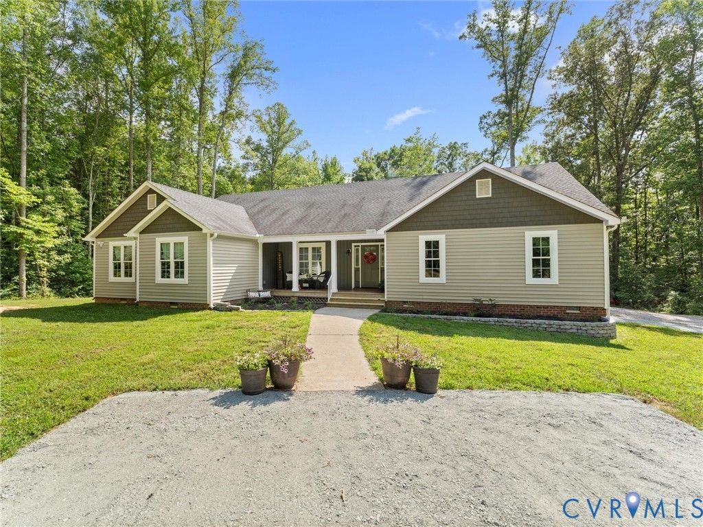 1847 Oakland Estates Drive, Powhatan, VA 23139 Main Photo