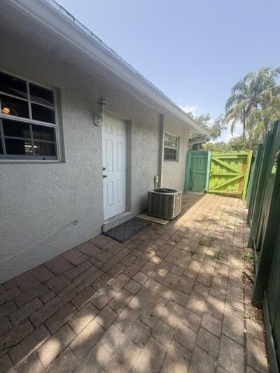 712 SW 14th Avenue, Unit 1, Fort Lauderdale, FL 33312 Photo