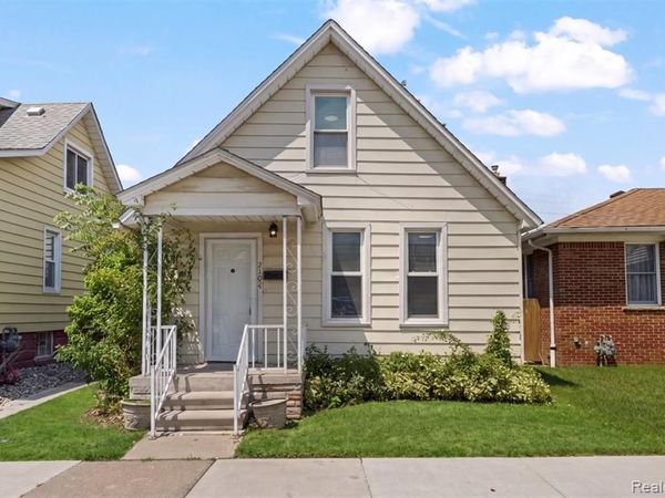 2104 11th Street , Wyandotte, MI 48192