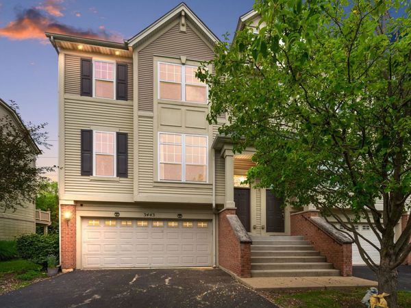 3443 BRADBURY Circle, Aurora, IL 60504