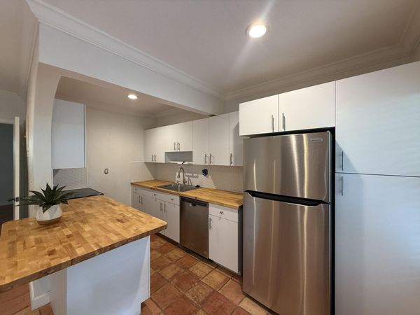 1640 NE 4th Place, Unit 2, Fort Lauderdale, FL 33301
