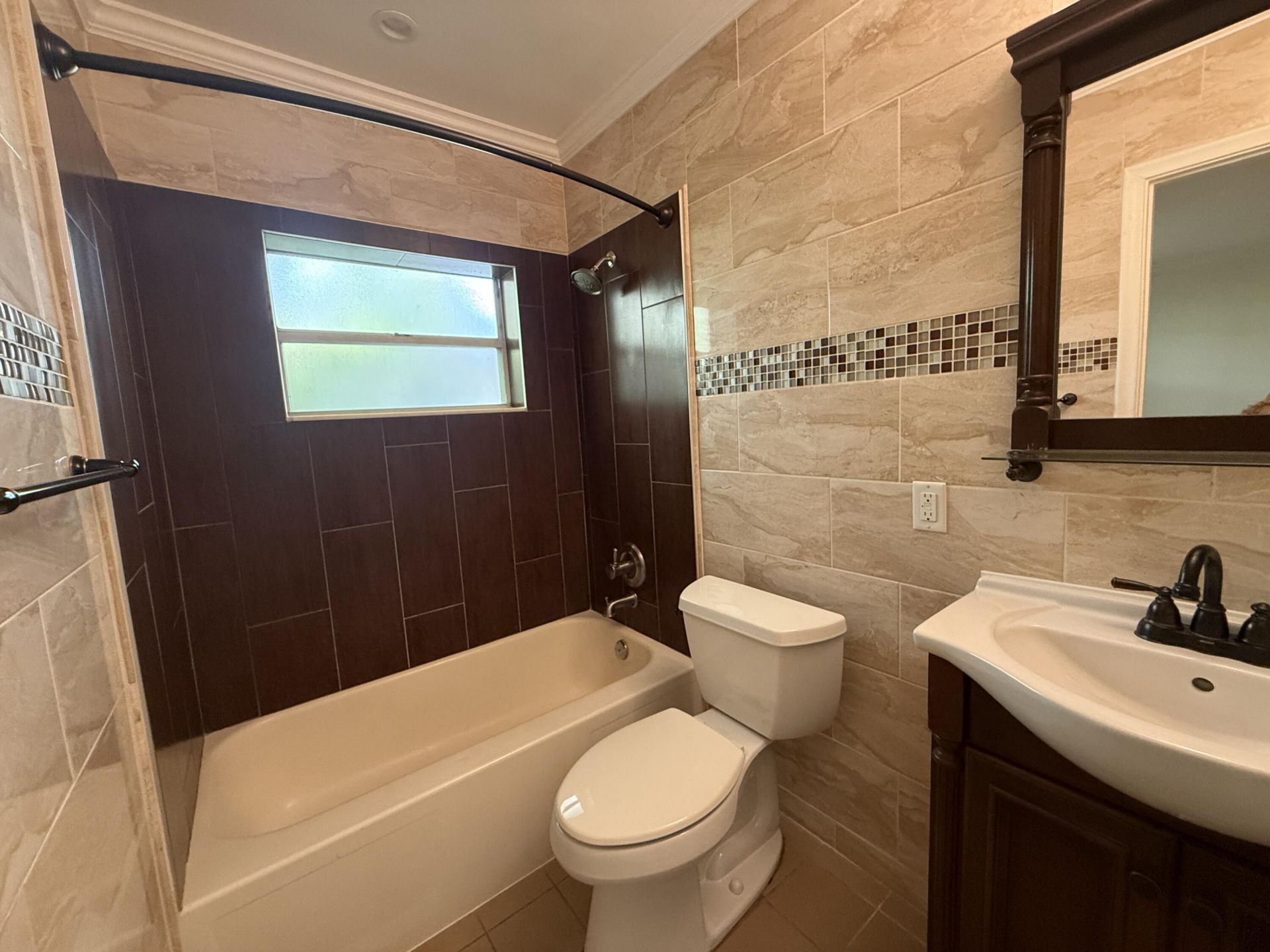 1640 NE 4th Place, Unit 2, Fort Lauderdale, FL 33301 Photo