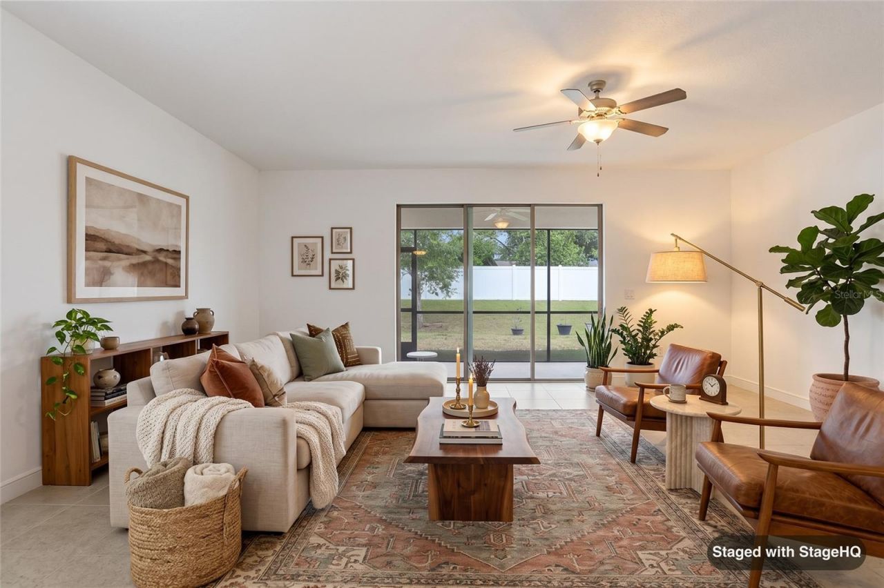 1214 Florablu Drive , Seffner, FL 33584 Photo