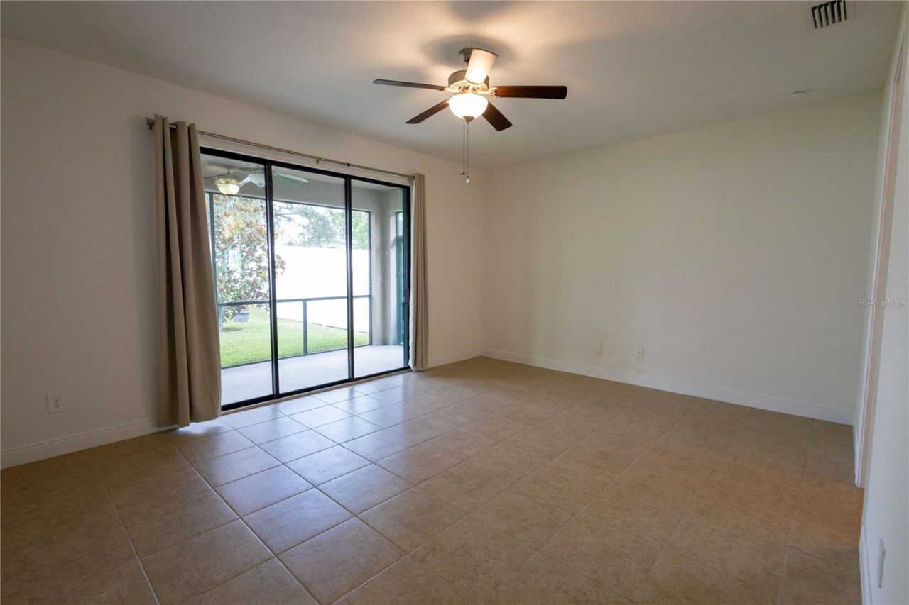 1214 Florablu Drive, Seffner, FL 33584 Photo