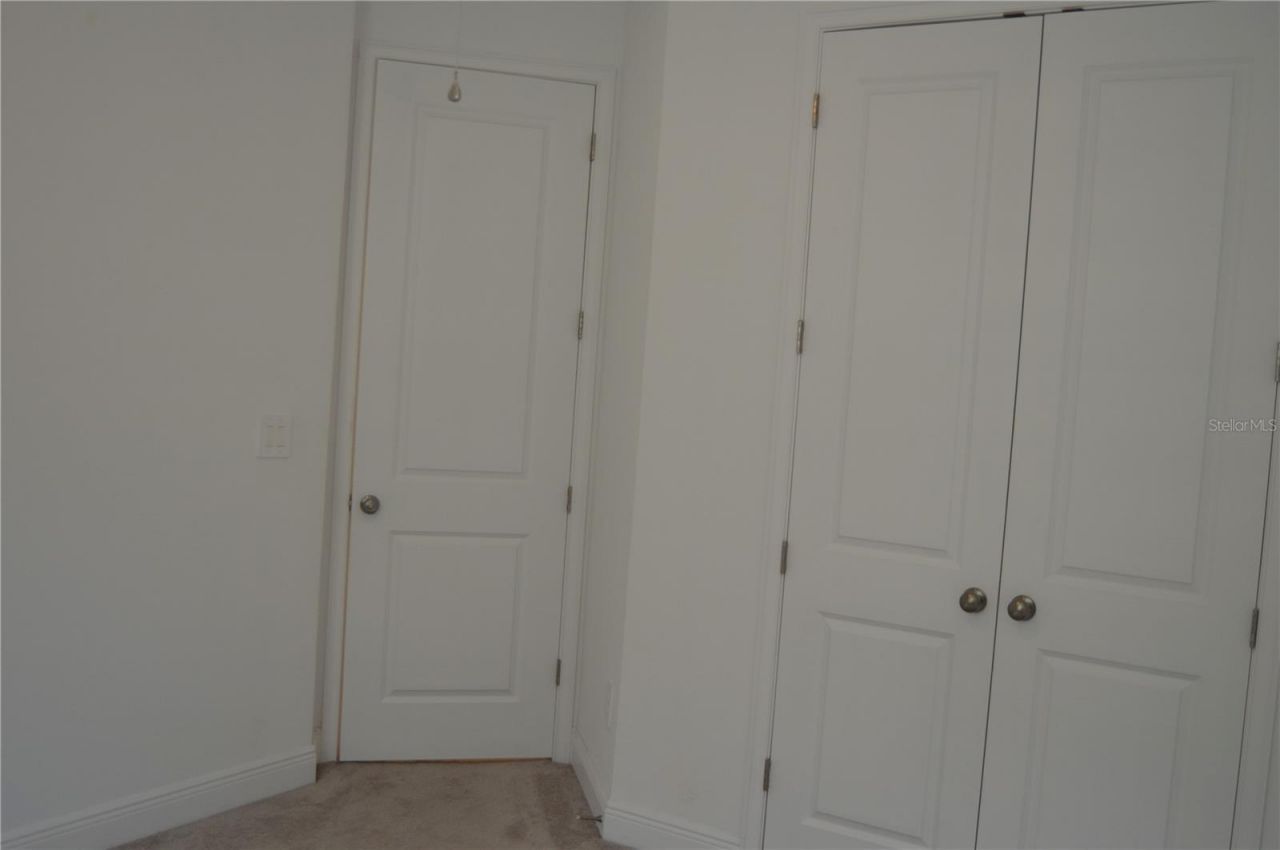 1214 Florablu Drive , Seffner, FL 33584 Photo